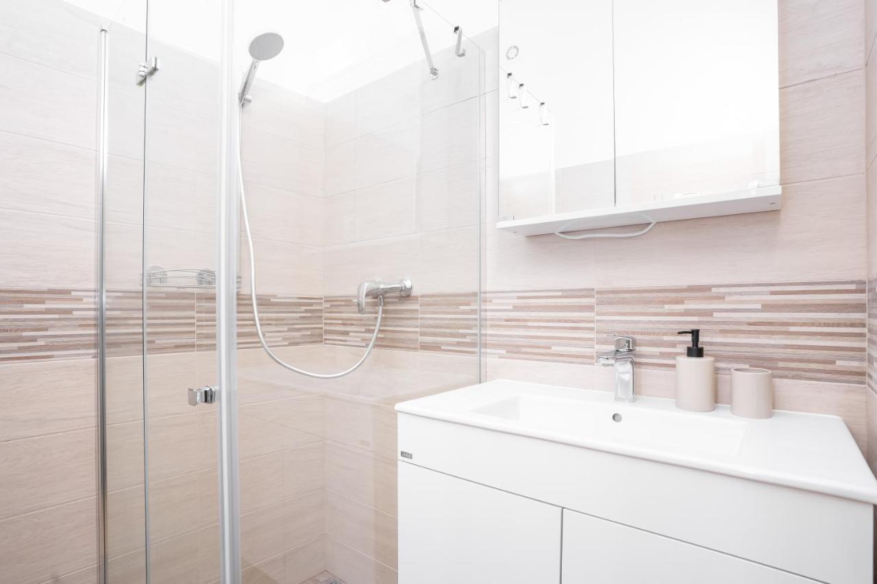 Prague Days - Bright Apartment - Old Town Екстер'єр фото